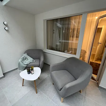 Peaceful Apartment Lazdynai Vilnius Exterior photo